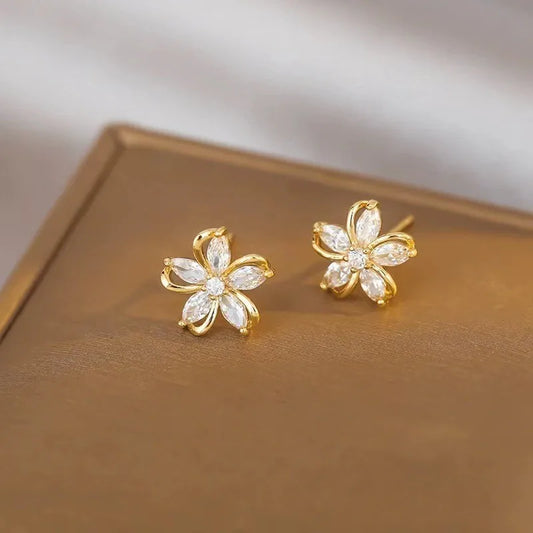 Dainty Flower Stud Earrings