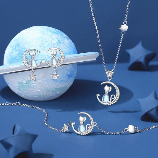 Moonlit Whiskers: Sterling Silver Cat & Crescent Necklace