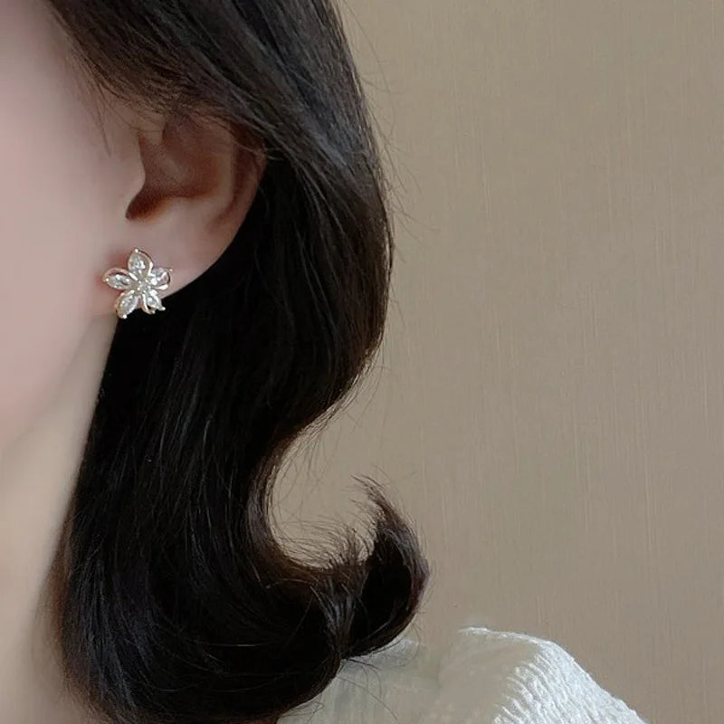 Dainty Flower Stud Earrings